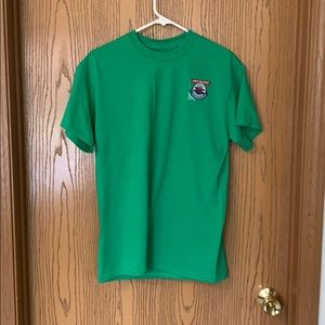 Green Gildan T-shirt